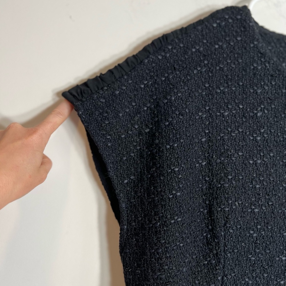 St. John Caviar Knit Black Cap Sleeve Button Down Wool Blend Jacket Size 8 - Picture 4 of 10